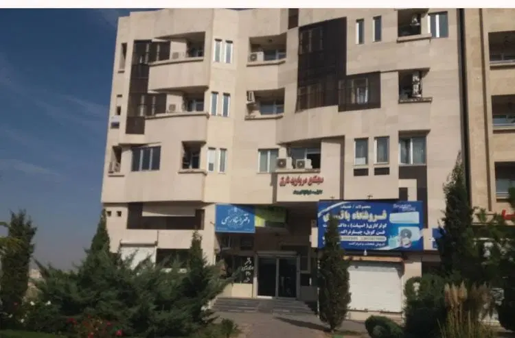 ۴۲ متر رهن و اجاره پاساژ میدان ولیعصر