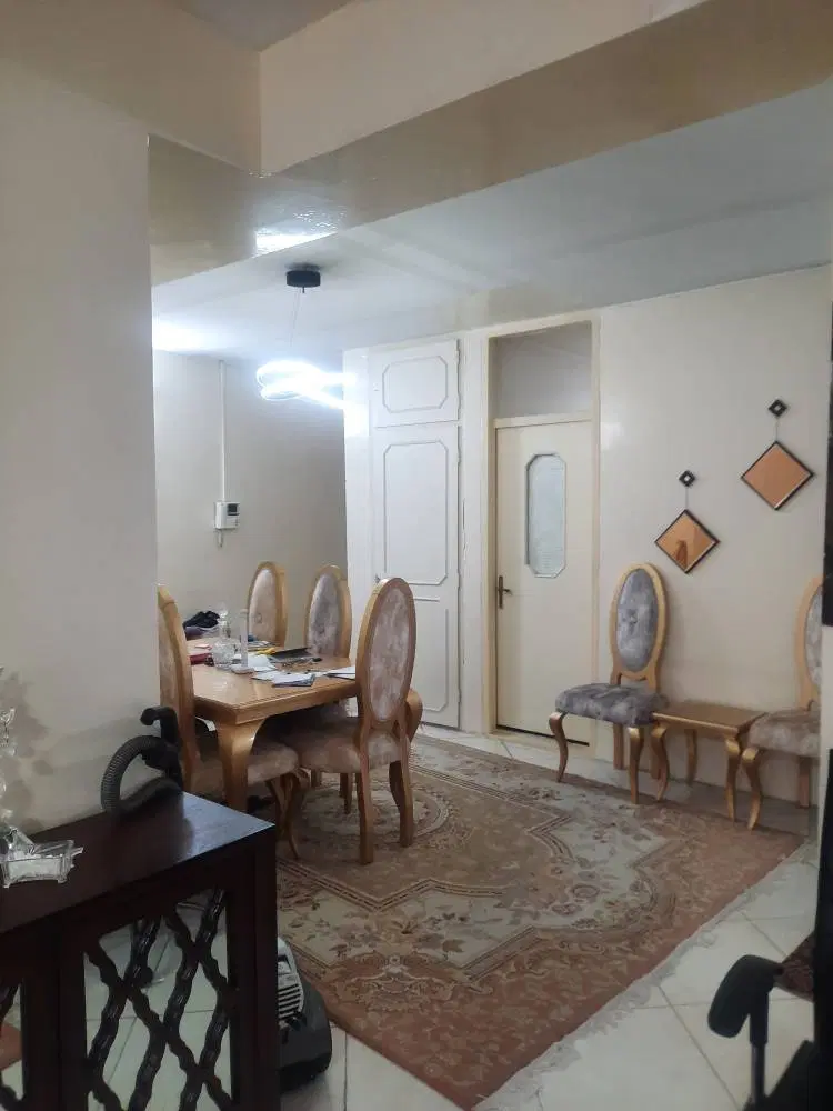 فروش ۸۳ متری قدرالسهم دار