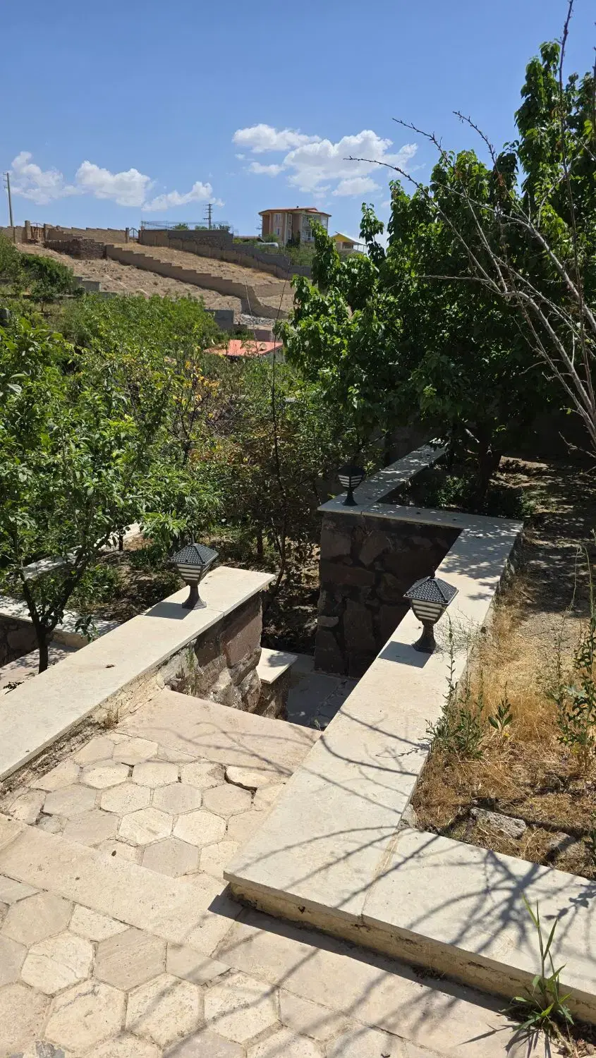 زمین باغ مهرآباد (معاوضه با ملک و ماشین در تهران)