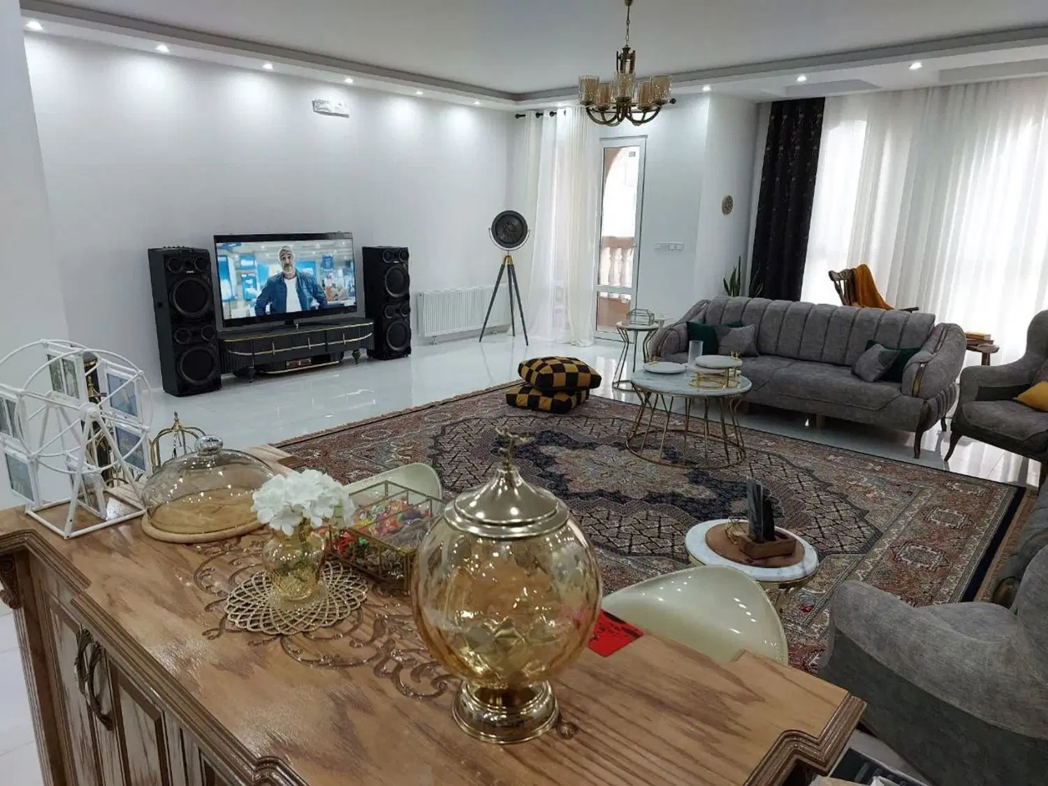 آپارتمان ۱۶۵ متری طبرسی شمالی۱۲
