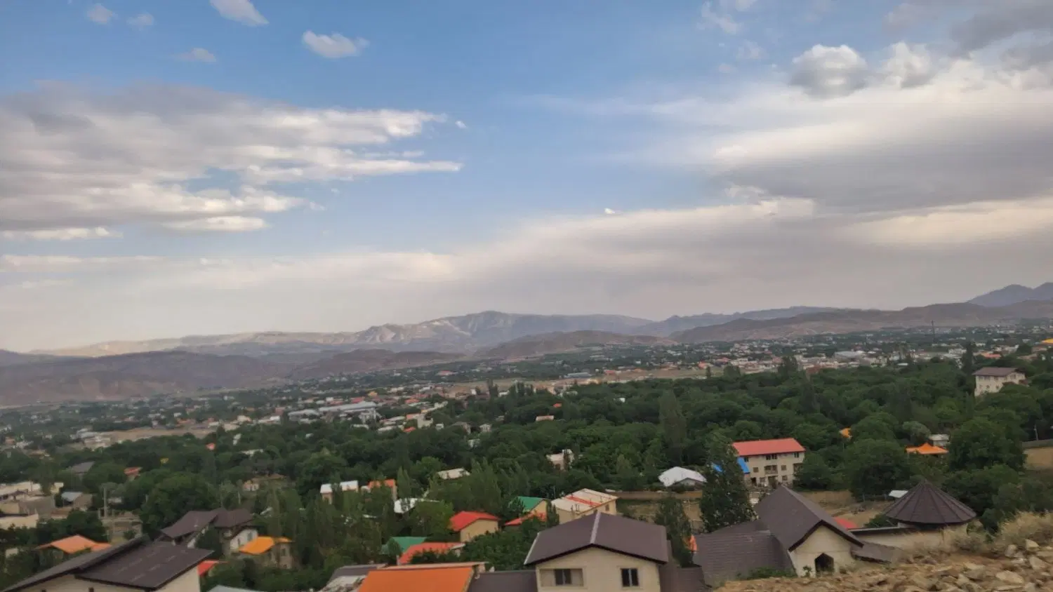 دماوندجابان داخل بافت ۲۸۰مترزمین دور دیوار قولنامه