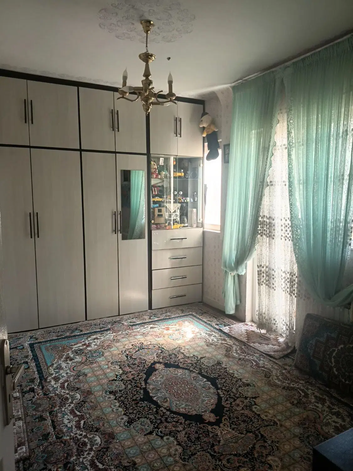 یک واحد شهرک اندیشه