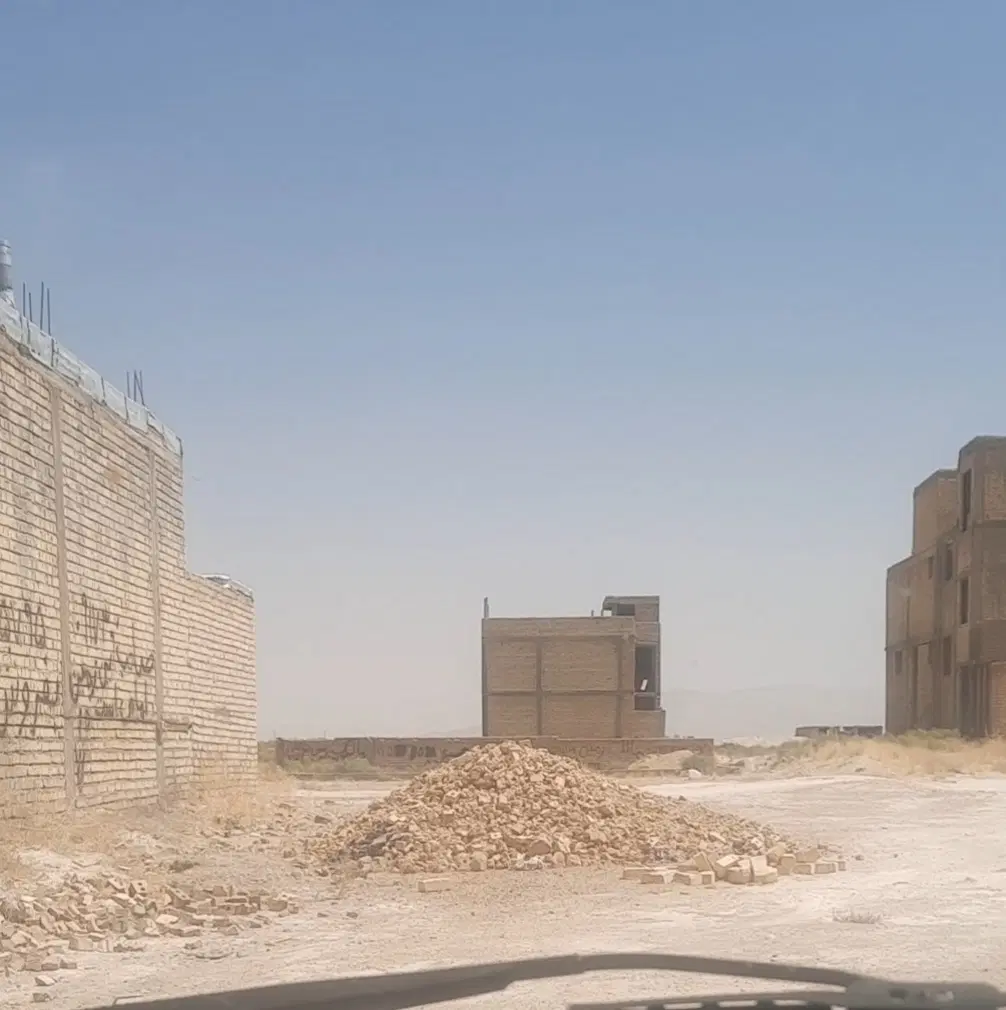 زمین ۲۰۰ متری در جمال اباد