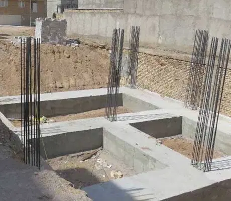 یک زمین شفته شده ۱۰×۵