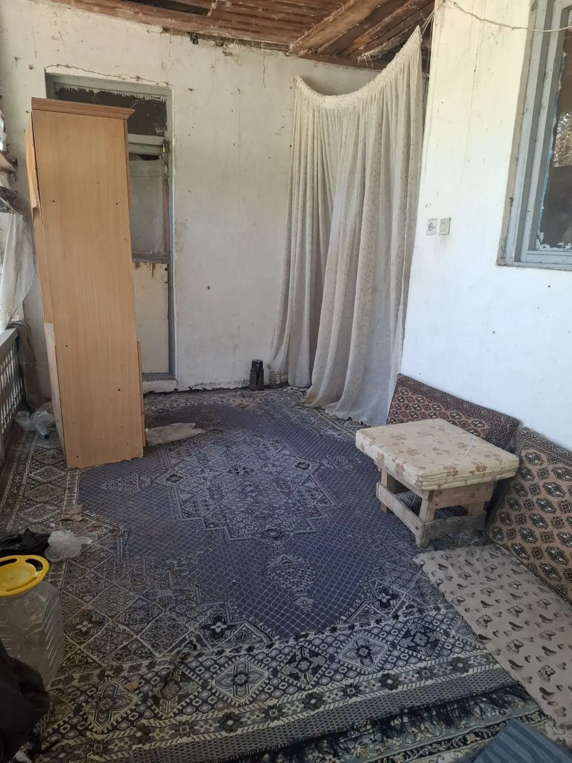 خانه کلنگی ۴۰۰متری برآسفالت محلی