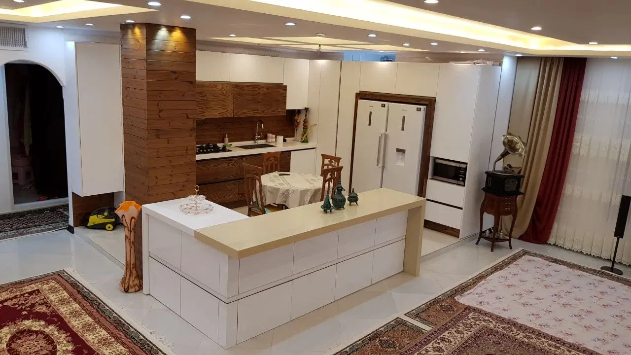 فروش آپارتمان ۱۸۷مترخیابان رسالت_۲ پارکینگ سندی