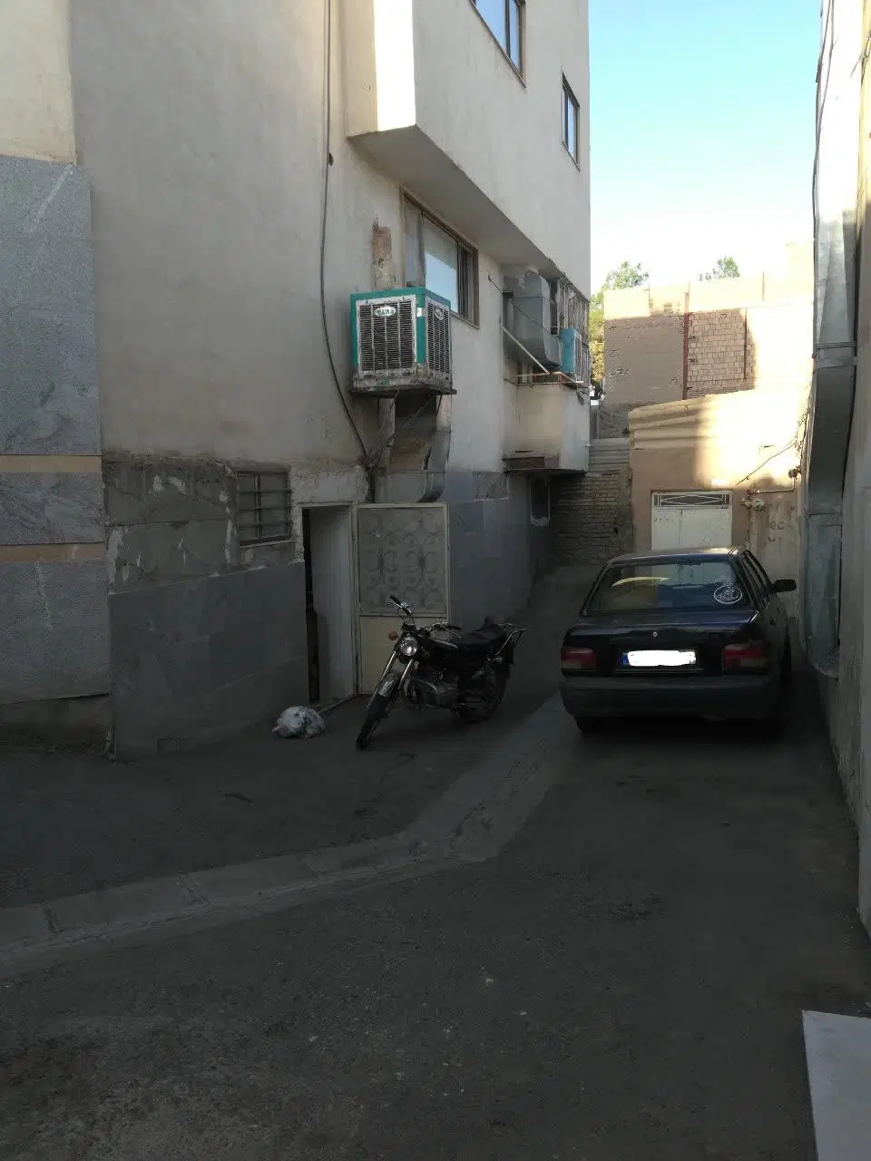 خانه 50متری در اسرار 16(بقراط)