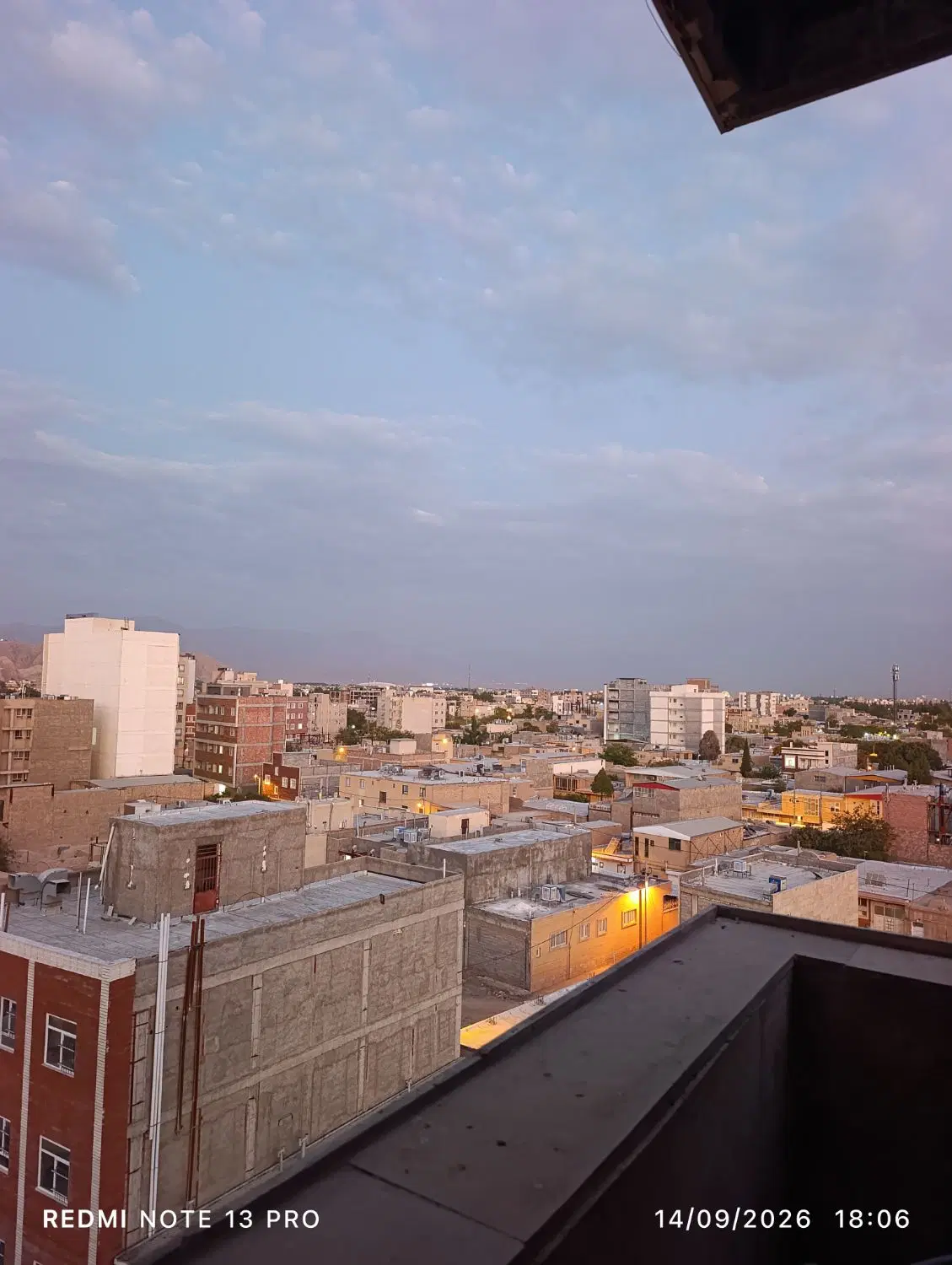 آپارتمان مرکز شهر 6دانگ ملک