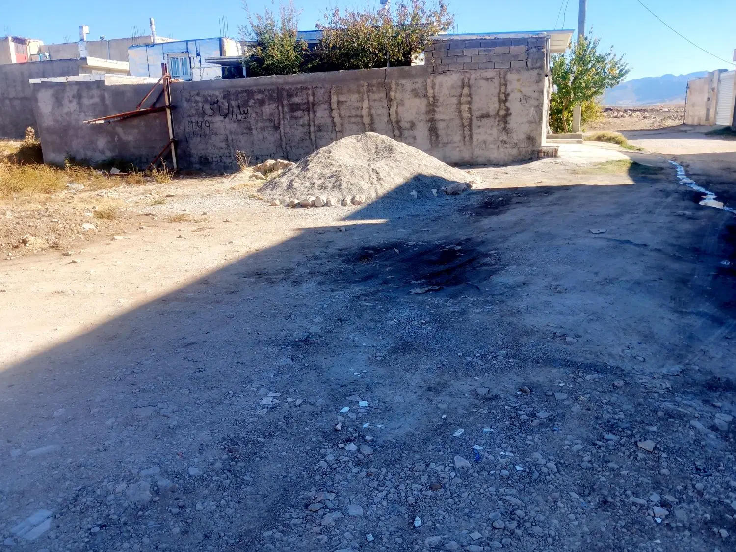 زمین  مسکونی سند تک برگ.