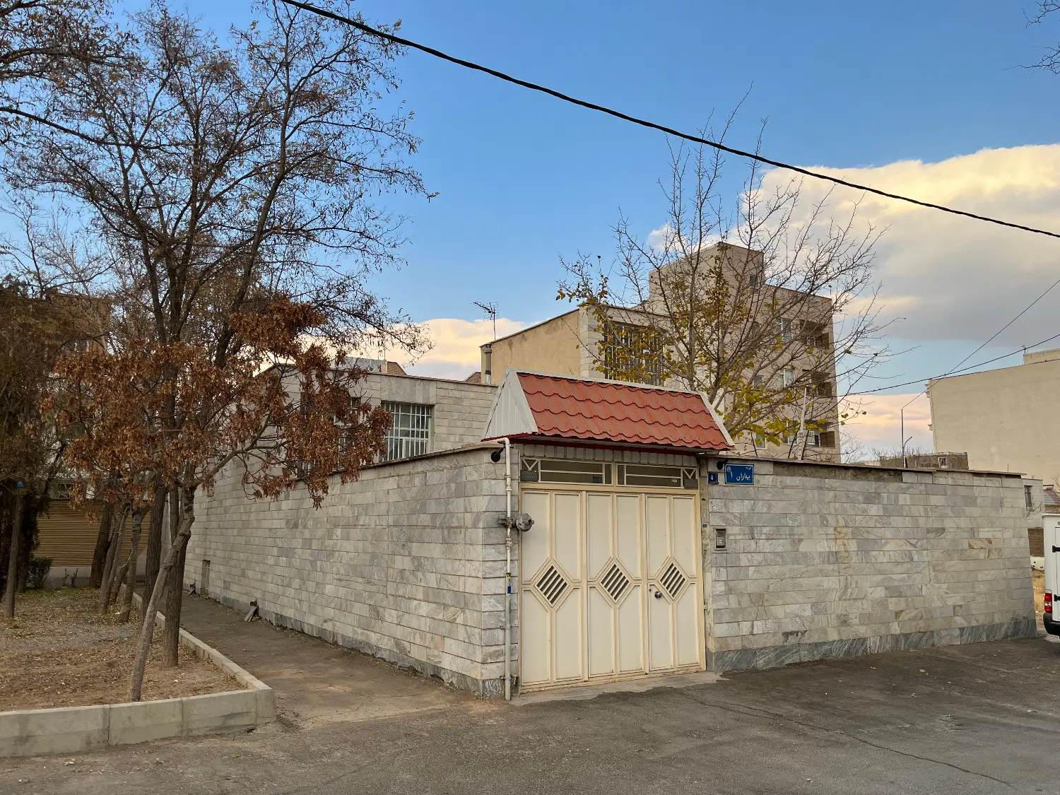 خانه ویلایی مستقل 200 متری بهاران