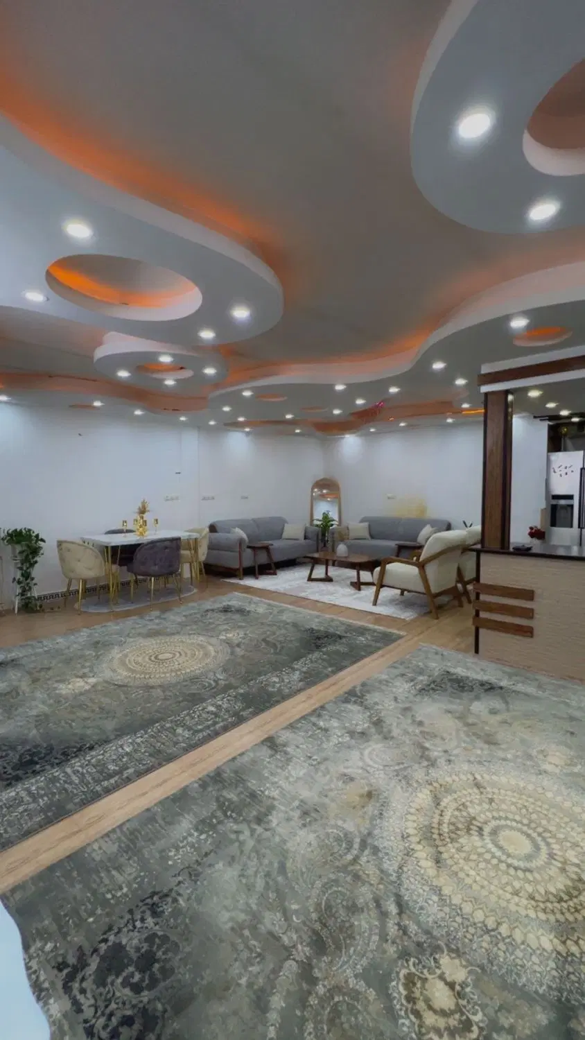 خانه ویلایی ماشین رو
