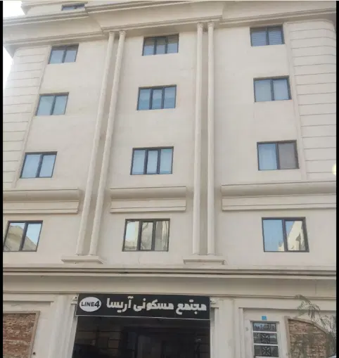 واحد 100 متری مجتمع آریسا line1