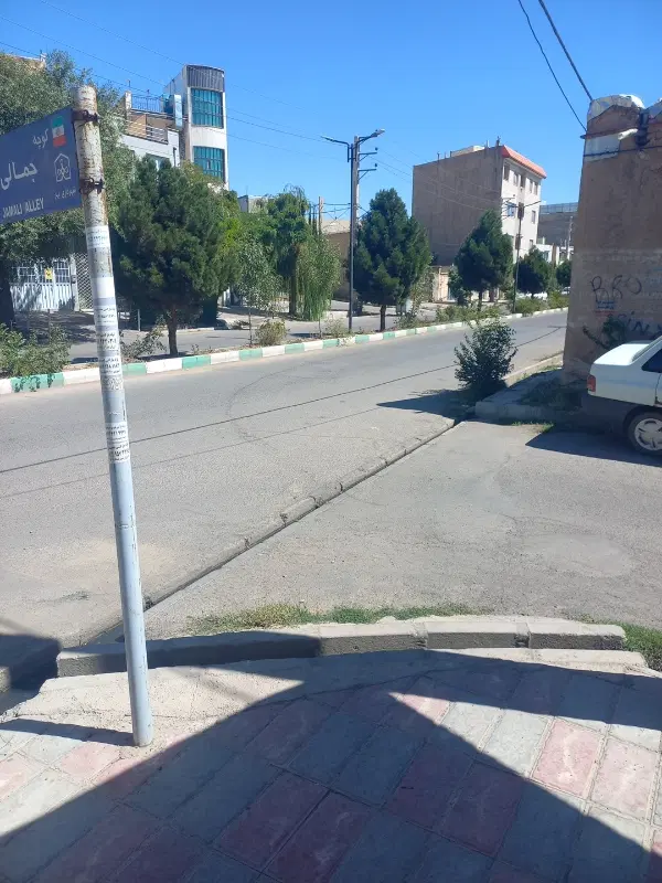 زمین مسکونی