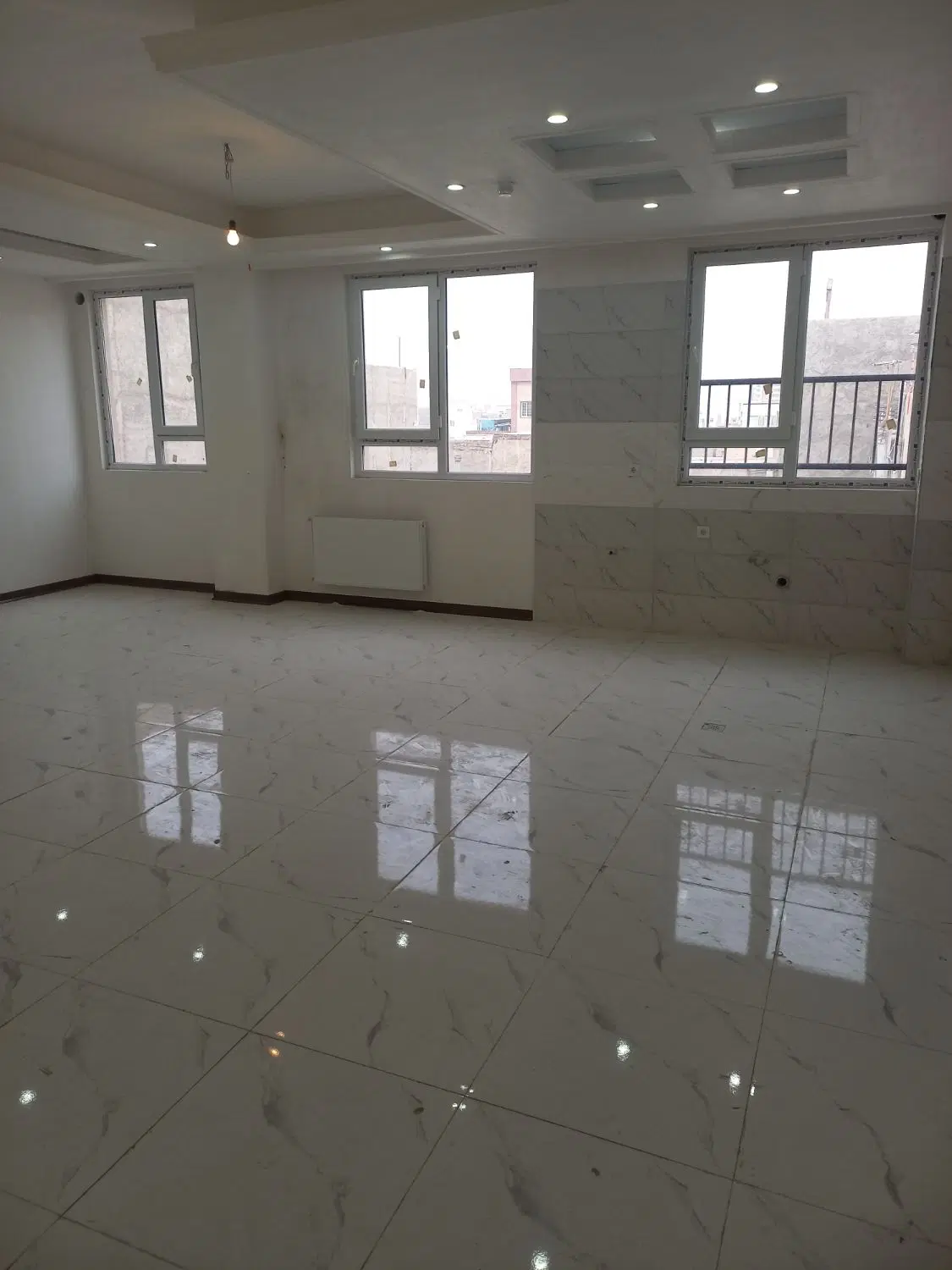 واحد ۱۰۵ متری نوساز سجاد جنوبی