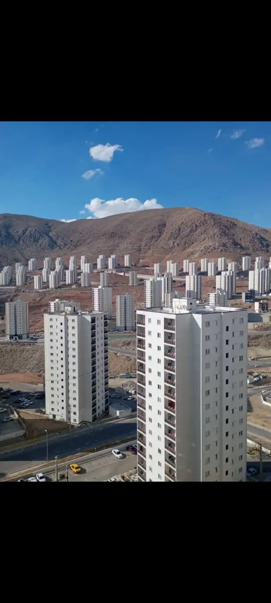 پردیس فاز۱۱ زون ۱ طبقه ۶ فول مستاجر دار وام تسویه