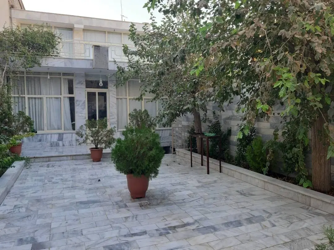 خانه ویلایی 2طبقه 225متر کلنگی جنوبی  دورشهر