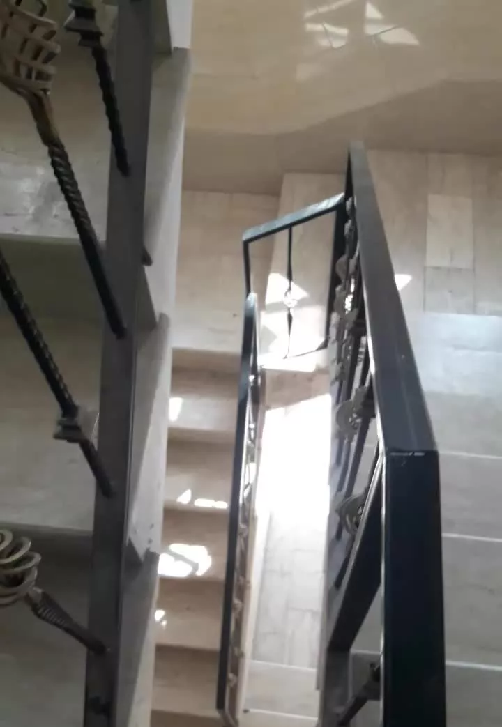 اجاره واحد ۱۰۰متری شیک پرنور اصفهان بهارستان