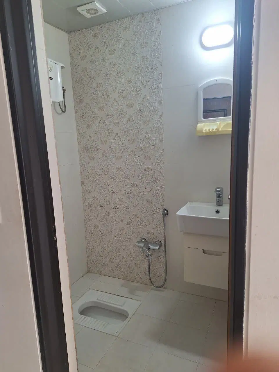 رهن و اجاره ۱۱۰ متری صفر امیریه