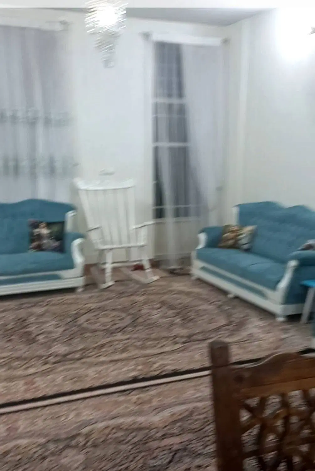 حیاط دربست بازسازی شده دوطبقه ۸۰ متری