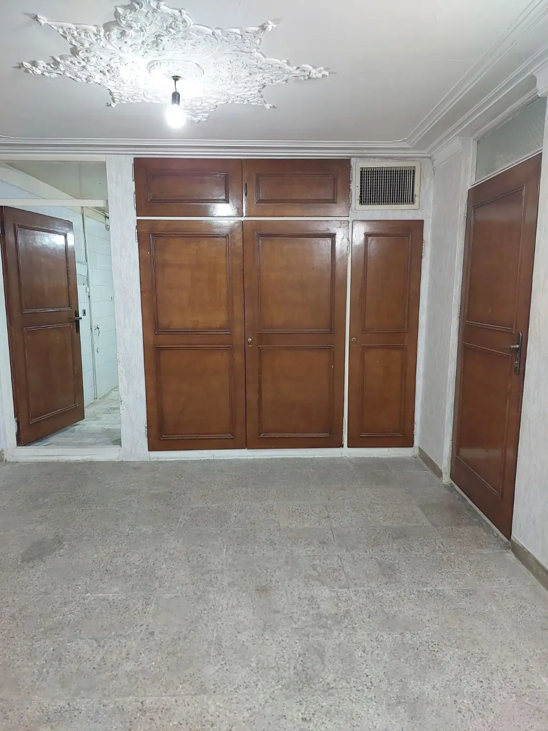 آپارتمان ۵۰متری شریفی جنوبی