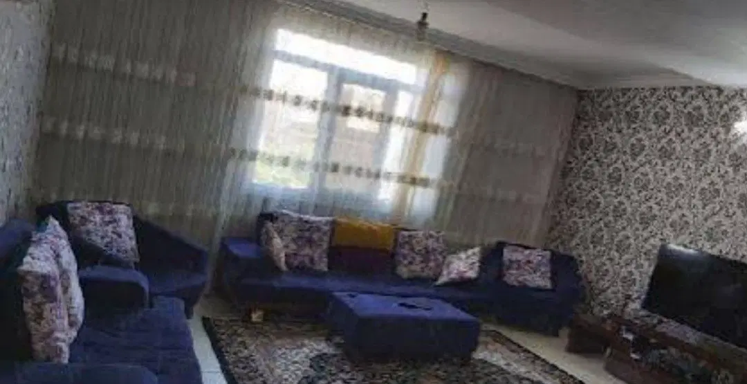 به یک هم خانه نیازمندم‌