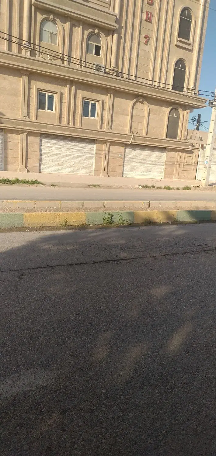 مغازه تجاری ۳۷ متری مربع