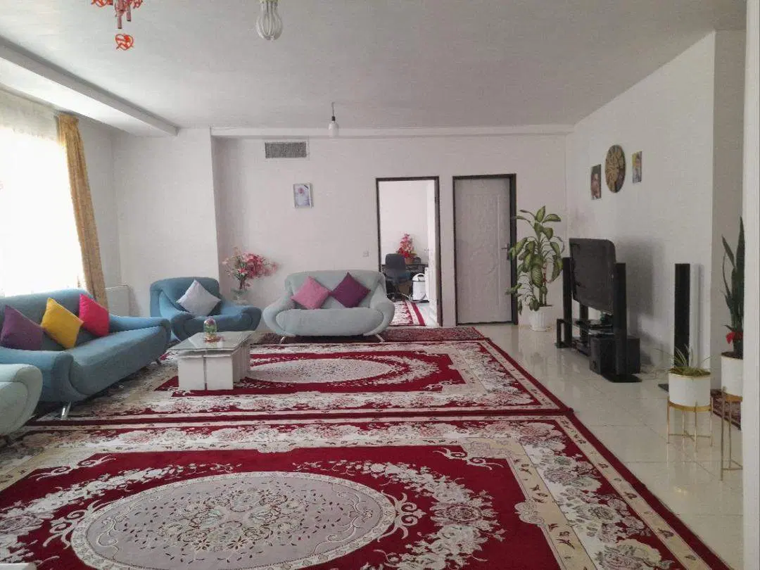 اجاره ۱۲۰ متری طبقه اول