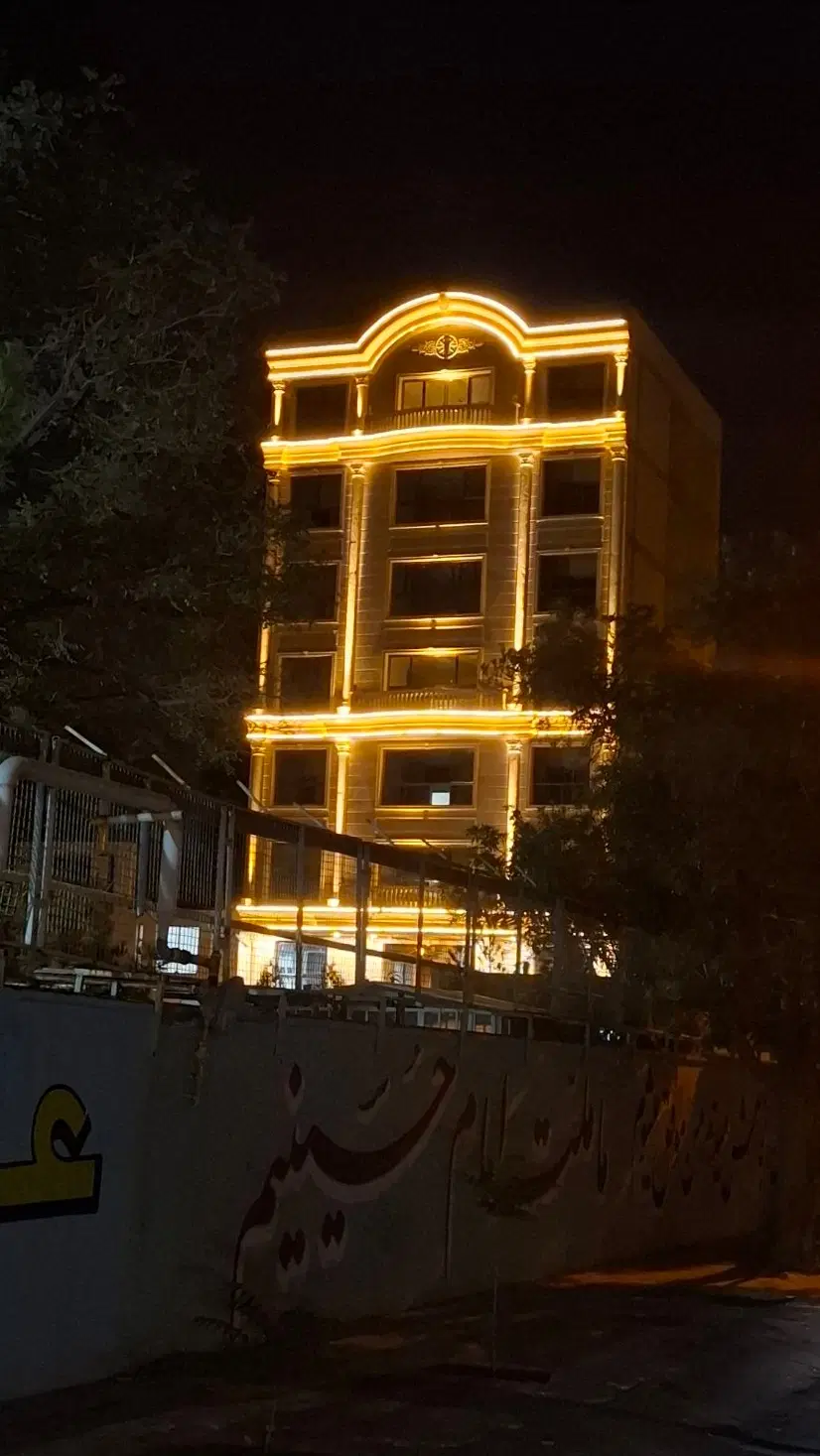 خیابان فیروزه 97 متری