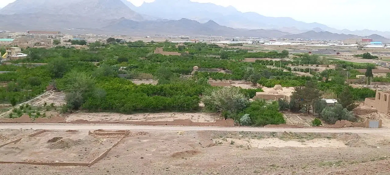 باغ ۱۸۰۰متری حسینی تفت