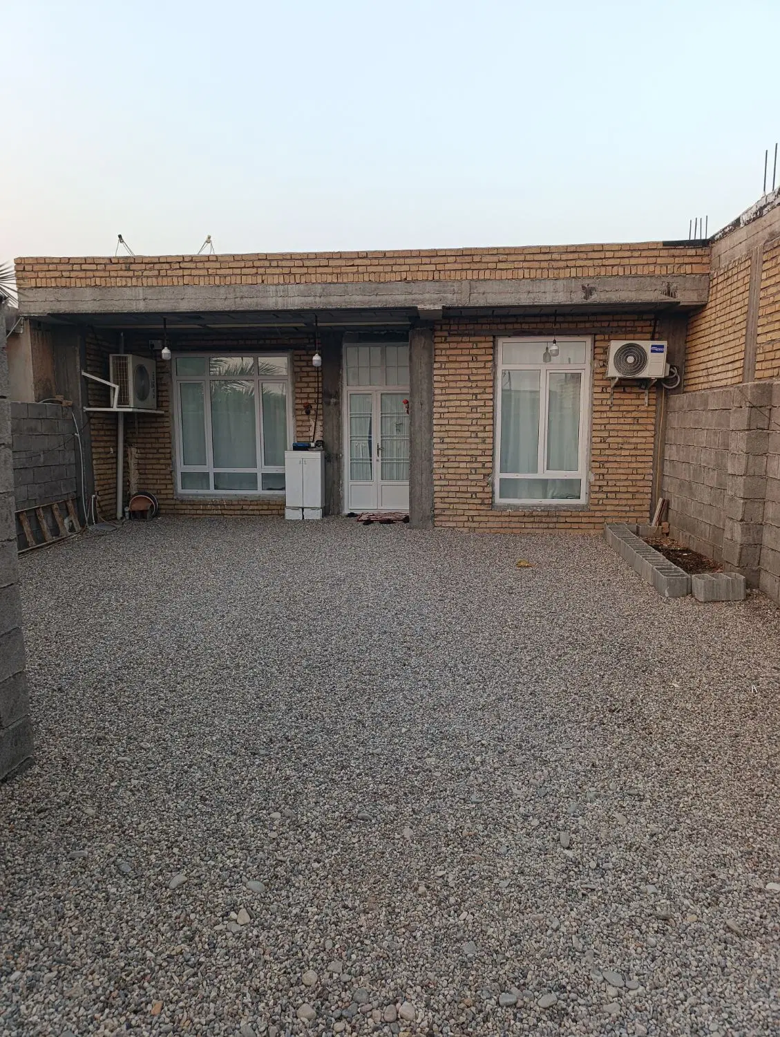 فروش منزل مسکونی فاز ۴