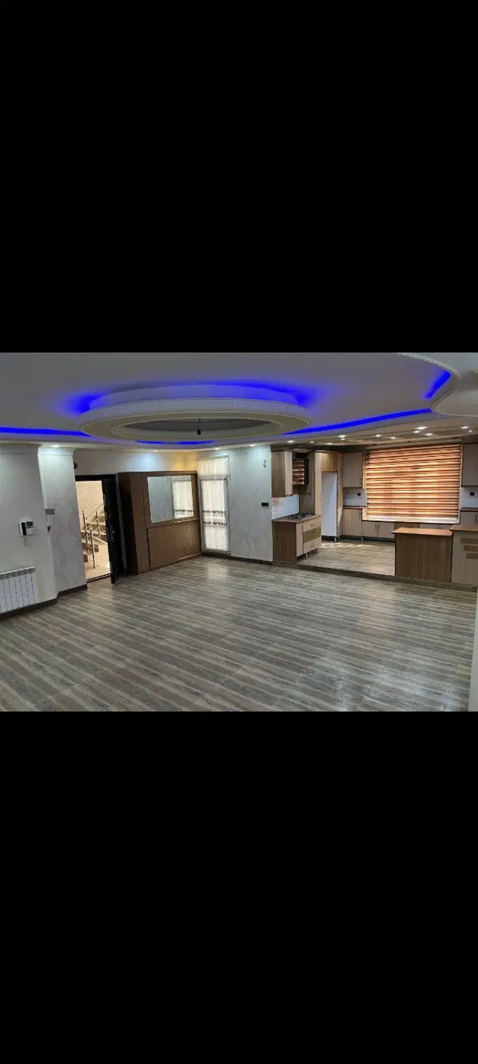 150 متر سه خواب فول امکانات