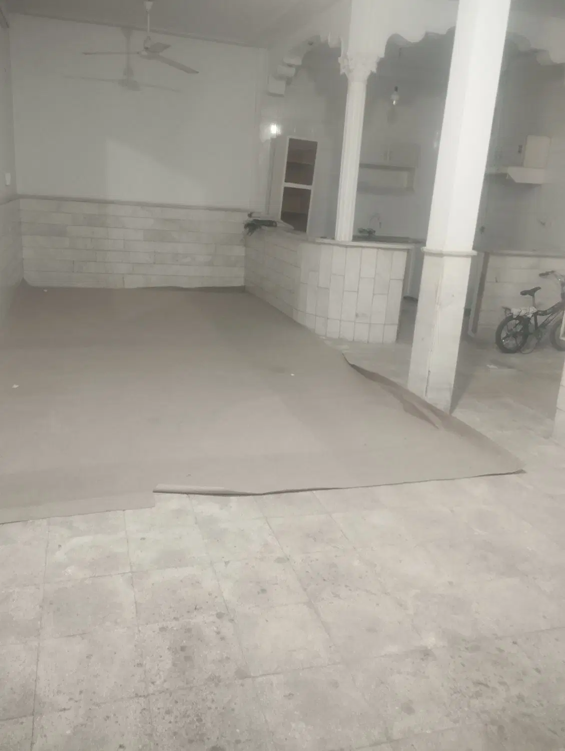 زیرزمین گلخانه ای راه مشترک