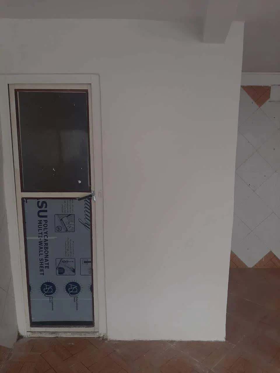 ۲۰ متر مغازه اندیشه