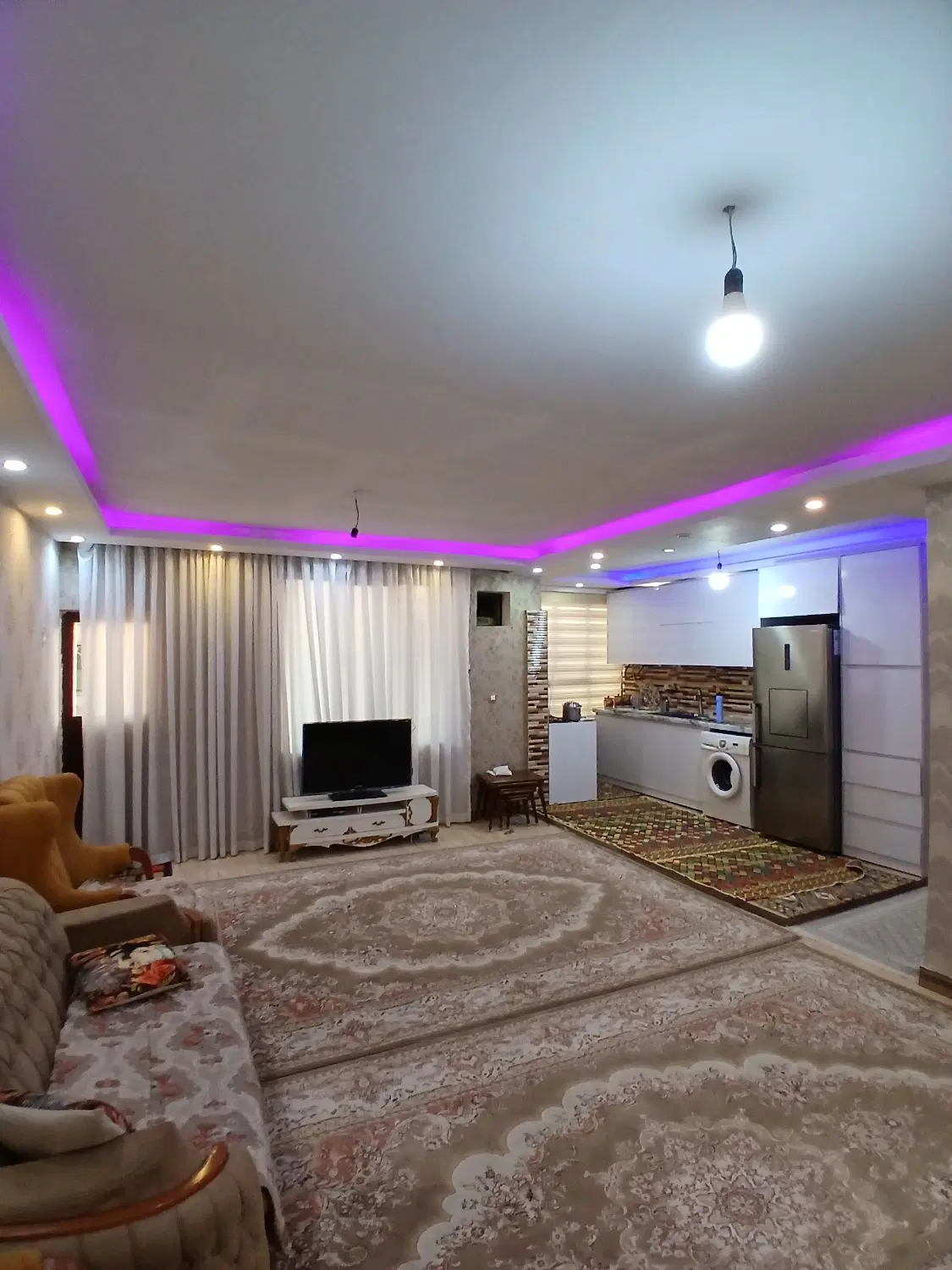 اپارتمان ۸۰متر ۱خواب سالن پرده خور    دونبش