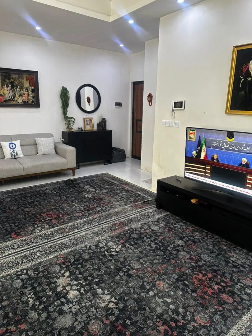 آپارتمان دو خوابه تمیز