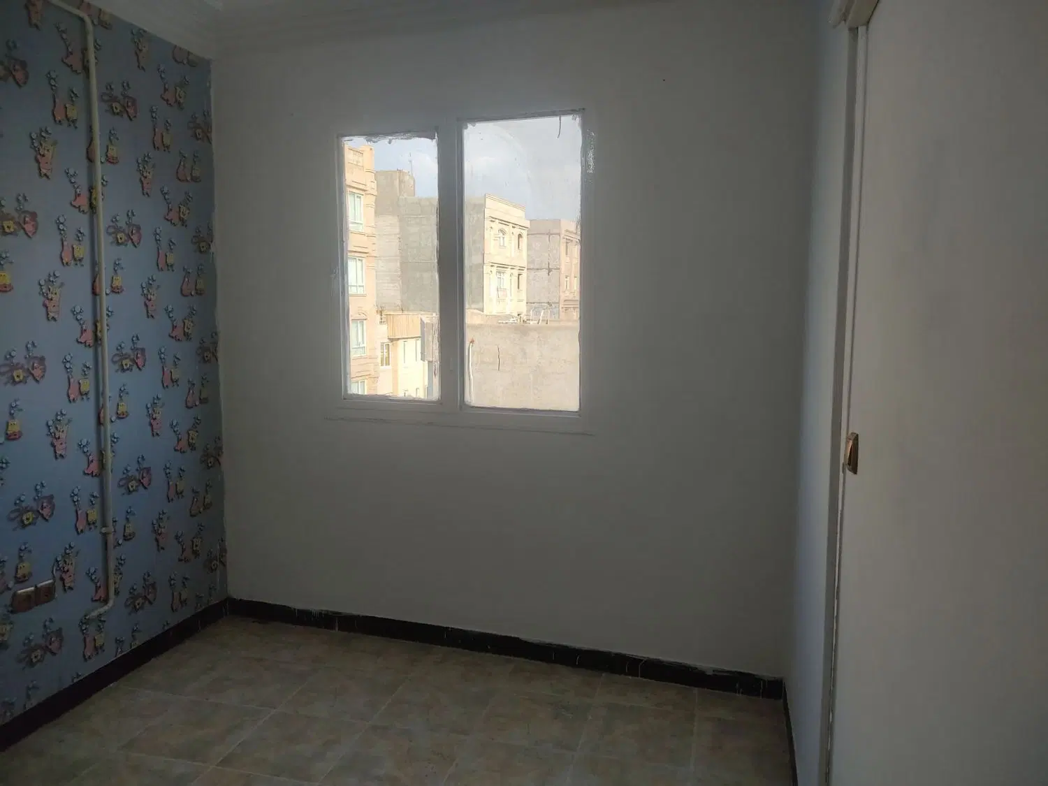 اجاره آپارتمان ۷۵ متری  یک قدمی بازار