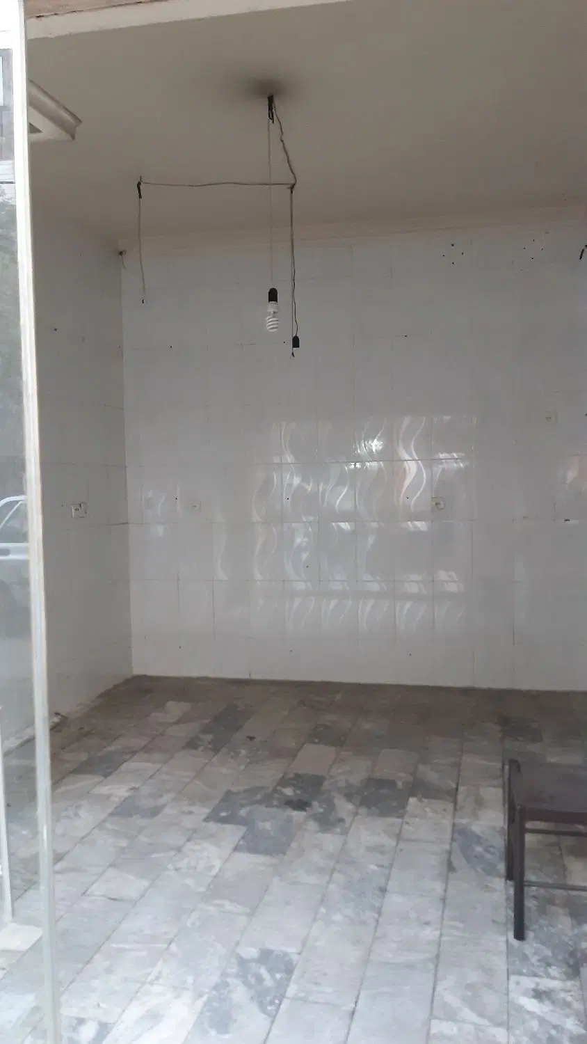 ملک کلنگی و مغازه