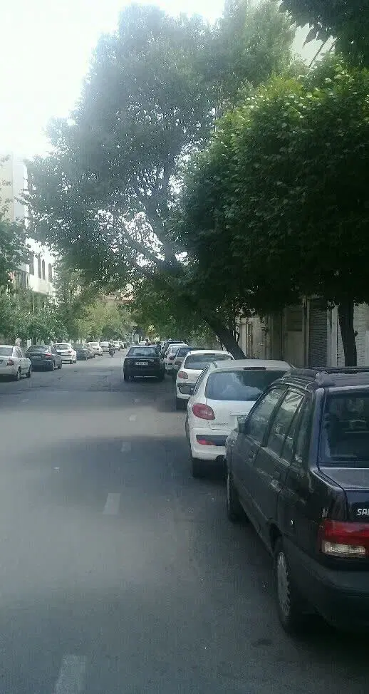 اجاره پارکینگ بدون مزاحم ریموت دار_ سه راه طالقانی