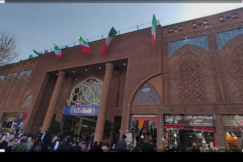 دلگشا واگذاری بوتیک زنانه با دکور و جنس منفی ۲