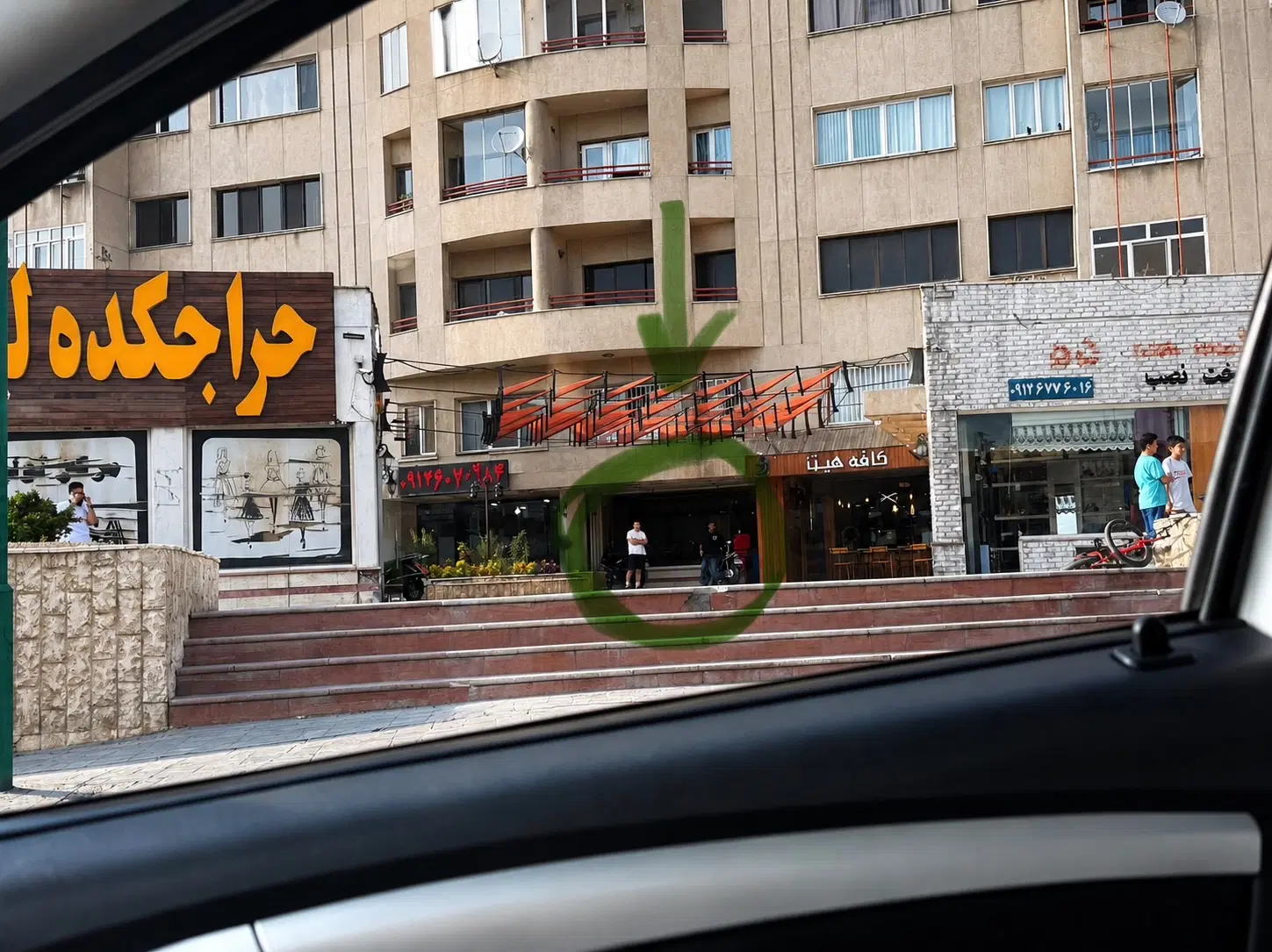 ۳۵ متر مغازه بر ۶