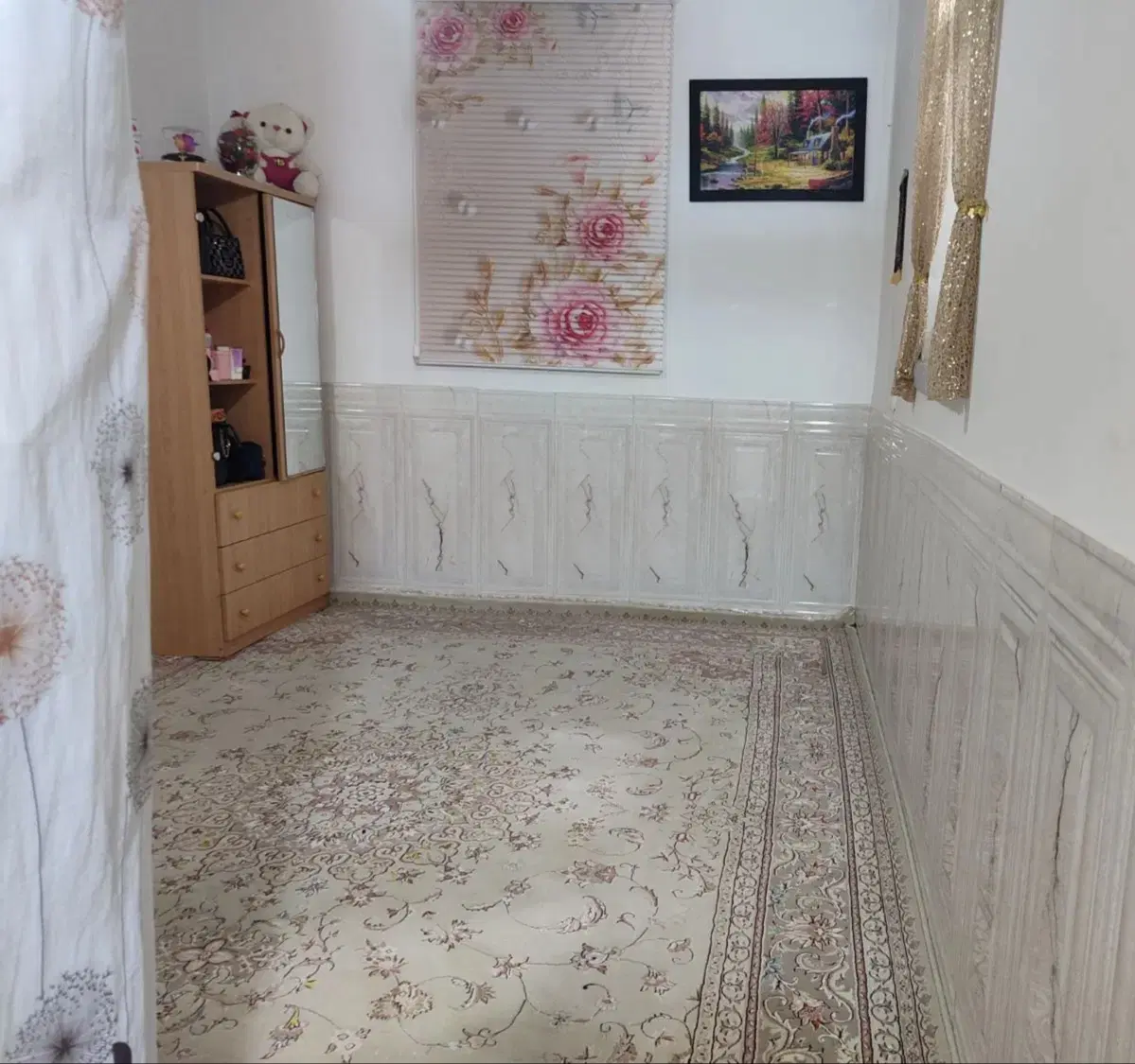 آپارتمان تک واحدی طبقه اول ۱۲۰ متری غیاث آباد