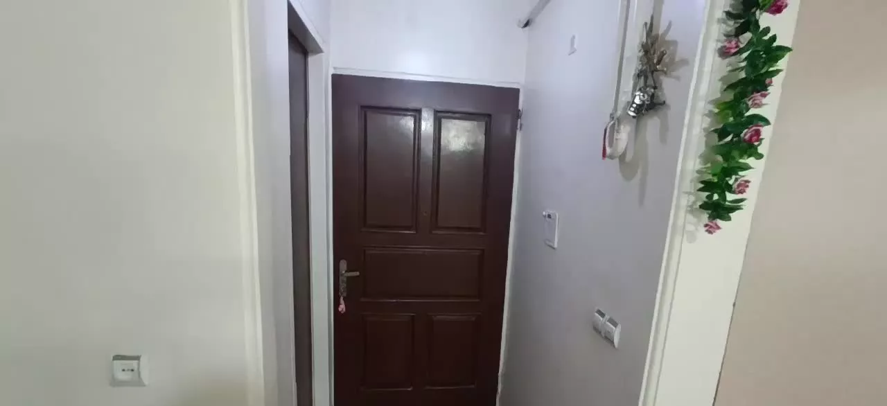 اجاره اپارتمان ۸۰متری باباطاهر