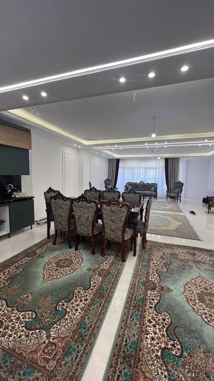 ۱۶۵متر لاکچری در قلب سرعین رو به دره فول فرنیش