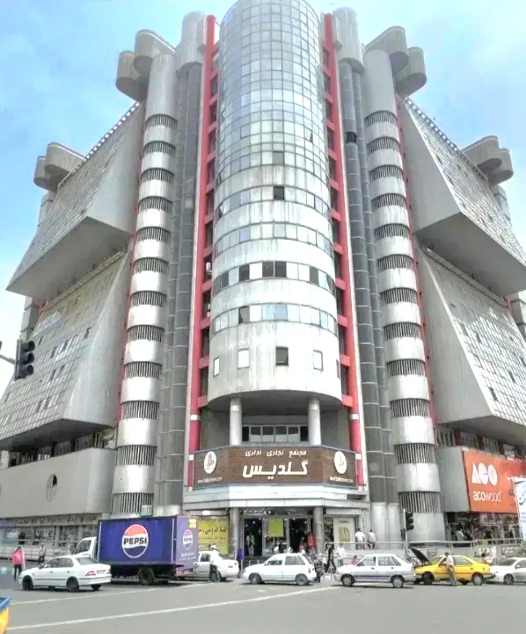 اجاره دفتر سند اداری برج گلدیس صادقیه