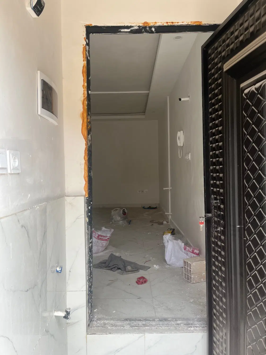 اپارتمان طبقه همکف