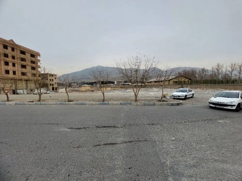۱۰۶ متر زمین مناسب سرمایه گذاری