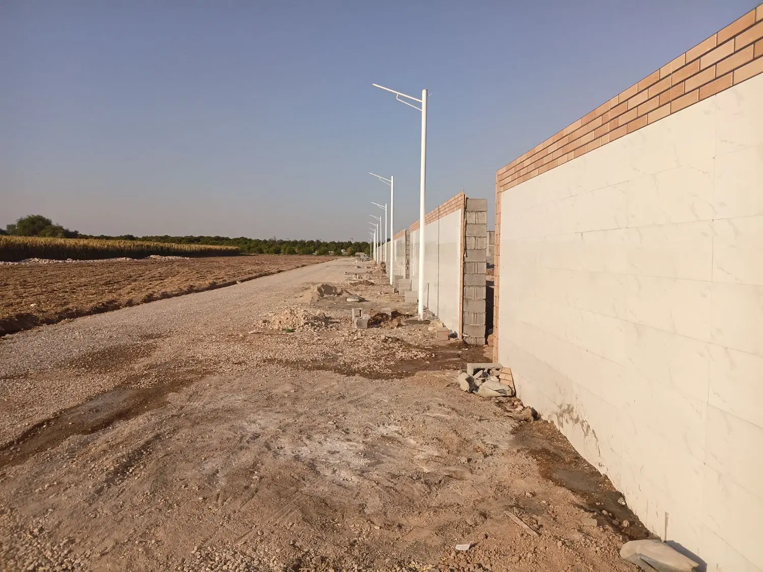 باغ۳۰۰ متری نمیه کار