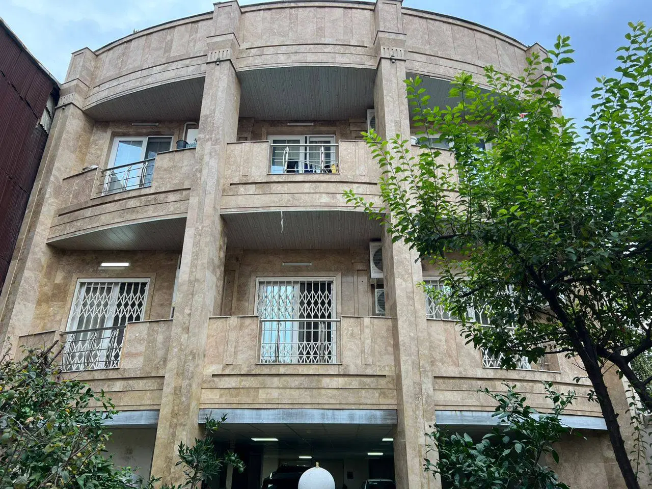 خانه ویلایی لاهیجان