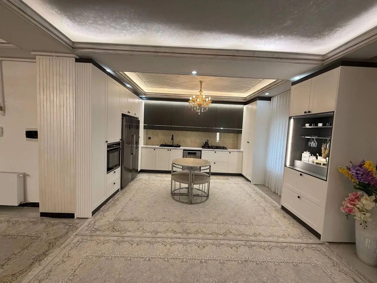 اپارتمان ۱۶۵