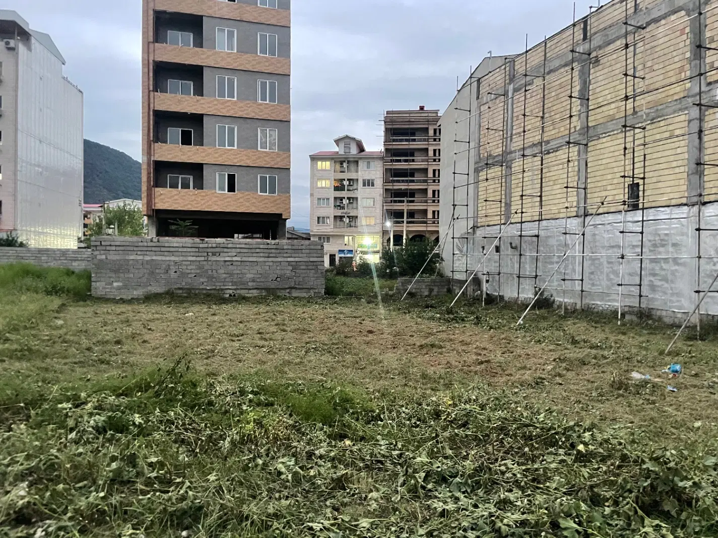 زمین تجاری مسکونی مرکز شهر